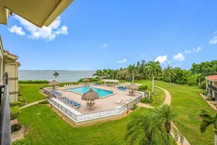 6372 Palma Del Mar Blvd S, Saint Petersburg, FL 33715 - Photo 1