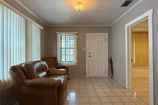 2933 W Walnut St, Tampa, FL 33607 - Photo 3