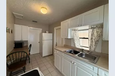 2933 W Walnut Street, Tampa, FL 33607 - Photo 9