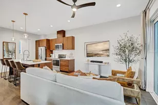 349 7th St S, Saint Petersburg, FL 33701 - Photo 15