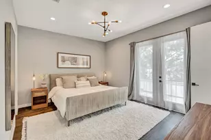 349 7th St S, Saint Petersburg, FL 33701 - Photo 25