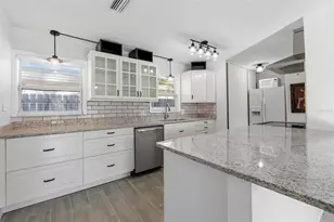 3900 50th St N, Saint Petersburg, FL 33709 - Photo 25