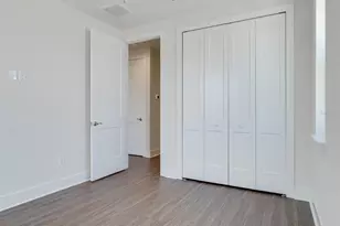 2076 Paragon Cir W, Clearwater, FL 33755 - Photo 59