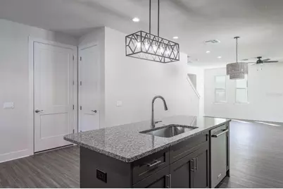 2076 Paragon Circle W, Clearwater, FL 33755 - Photo 23
