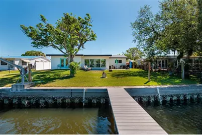 9298 Sun Isle Drive NE, Saint Petersburg, FL 33702 - Photo 17