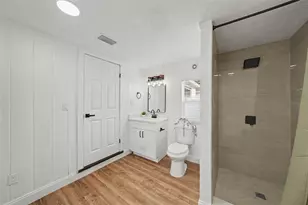 1228 56th Ave N, Saint Petersburg, FL 33703 - Photo 19