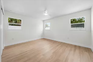 12904 128th Ln, Largo, FL 33774 - Photo 13
