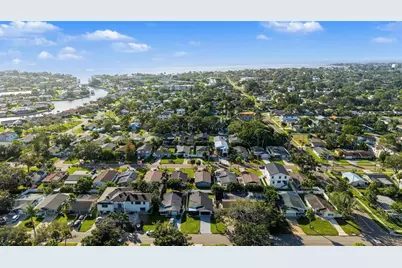 1834 New Hampshire Avenue NE, Saint Petersburg, FL 33703 - Photo 43