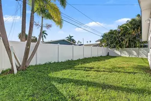 1834 New Hampshire Ave NE, Saint Petersburg, FL 33703 - Photo 31
