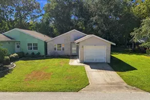 57 Jamaica St, Homosassa, FL 34446 - Photo 7