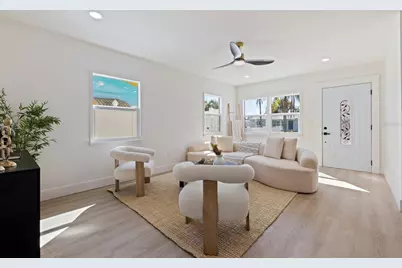 5769 Dartmouth Avenue N, Saint Petersburg, FL 33710 - Photo 7