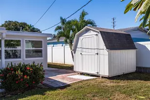 5769 Dartmouth Ave N, Saint Petersburg, FL 33710 - Photo 33
