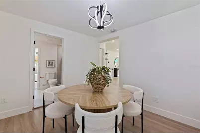 5769 Dartmouth Avenue N, Saint Petersburg, FL 33710 - Photo 17