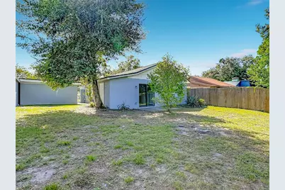 1960 Gregory Drive, Tampa, FL 33613 - Photo 45