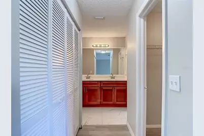 1960 Gregory Drive, Tampa, FL 33613 - Photo 21