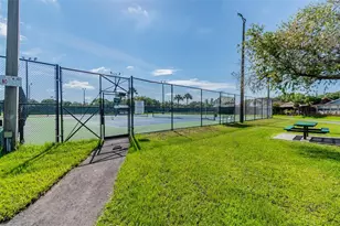 5110 Crestmore Ct, Tampa, FL 33624 - Photo 65
