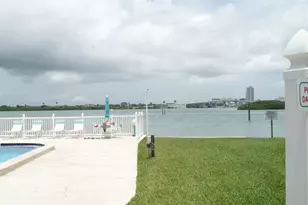 895 S Gulfview Blvd, Clearwater Beach, FL 33767 - Photo 9
