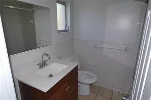 810 Tyrone Blvd N, Saint Petersburg, FL 33710 - Photo 9