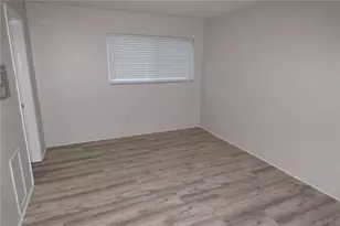 800 Tyrone Blvd N, Saint Petersburg, FL 33710 - Photo 7