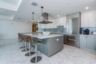 15 Avalon St, Clearwater, FL 33767 - Photo 9