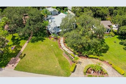 1205 N Bayshore Drive, Safety Harbor, FL 34695 - Photo 5