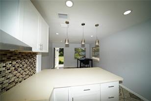 1111 61st Ave N - Photo 3