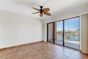 51 Island Way, Clearwater Beach, FL 33767 - Photo 43