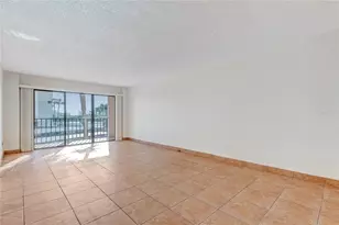 51 Island Way, Clearwater Beach, FL 33767 - Photo 21