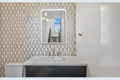 2608 N Ridgewood Avenue, Tampa, FL 33602 - Photo 11