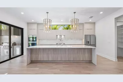 2608 N Ridgewood Avenue, Tampa, FL 33602 - Photo 7