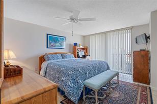 19111 Vista Bay Dr, Indian Shores, FL 33785 - Photo 7