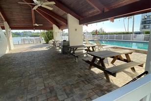19111 Vista Bay Dr, Indian Shores, FL 33785 - Photo 23