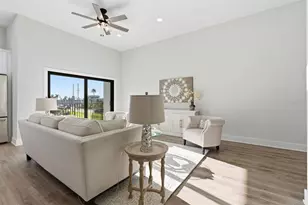 11605 1st St E, Treasure Island, FL 33706 - Photo 15