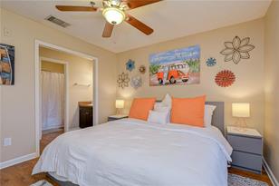 11901 4th St N - Photo 29