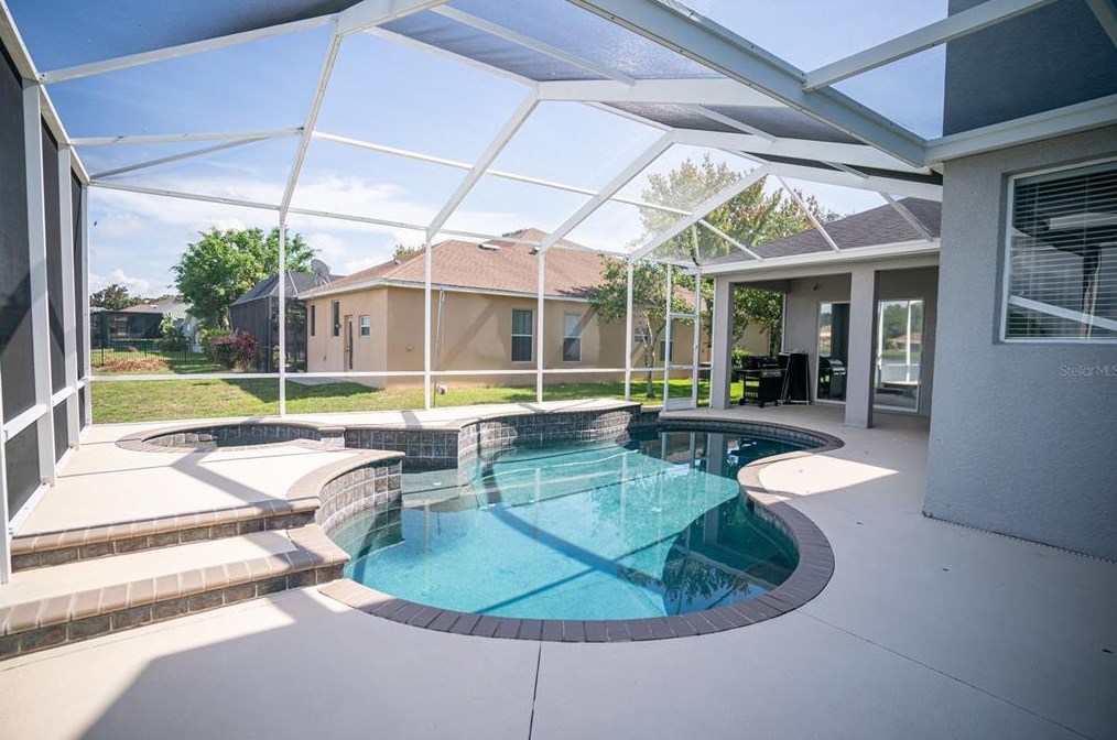 2130 Tarragon Ln, New Port Richey FL  34655-4112 exterior