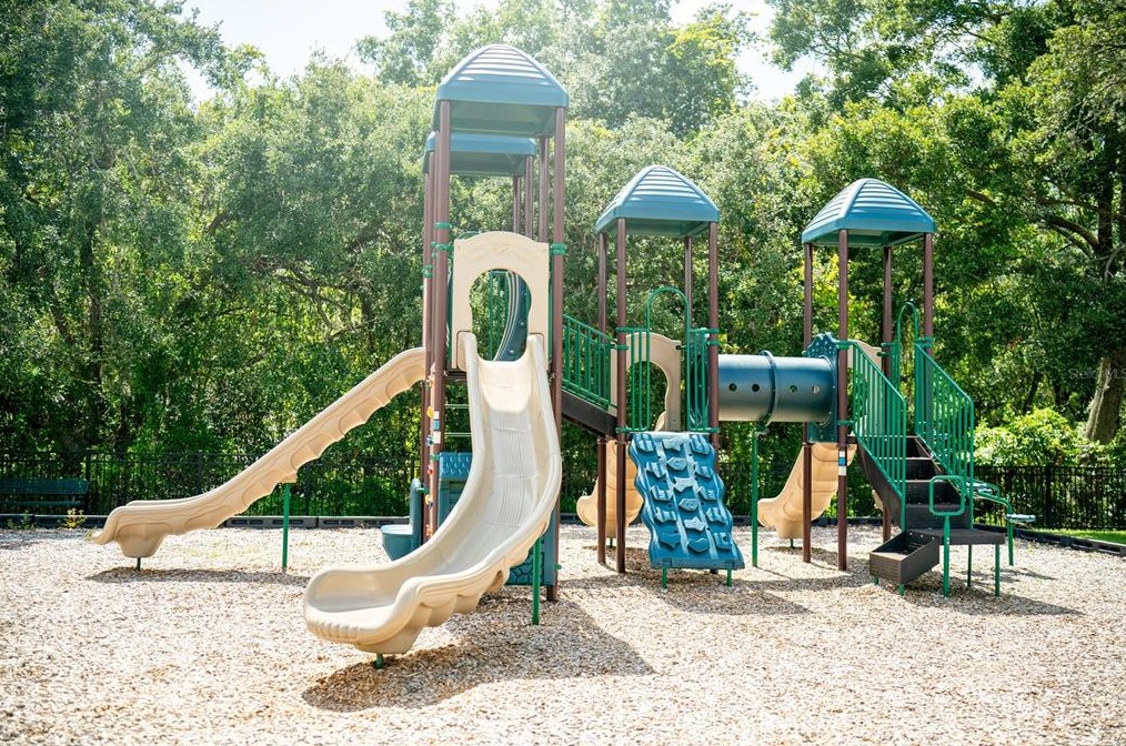 2130 Tarragon Ln, New Port Richey FL  34655-4112 exterior