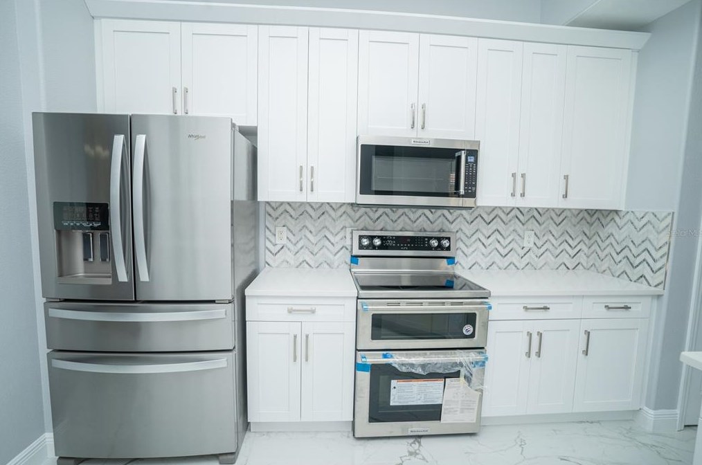 2130 Tarragon Ln, New Port Richey FL  34655-4112 exterior