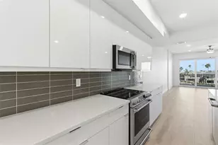 400 150th Ave, Madeira Beach, FL 33708 - Photo 13