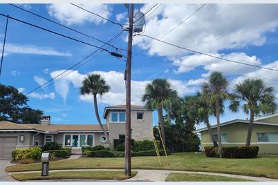 15318 Harbor Drive, Madeira Beach, FL 33708 - Photo 23