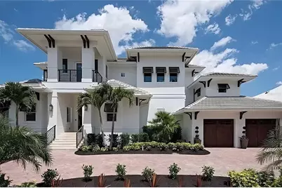 1130 Friendly Way S, Saint Petersburg, FL 33705 - Photo 5