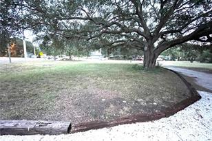 5370 71st St N, Saint Petersburg, FL 33709 - Photo 9