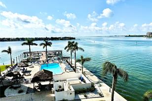 5220 Brittany Dr S - Photo 5