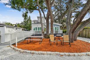 1523 Bayshore Blvd, Dunedin, FL 34698 - Photo 35