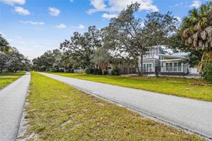 1523 Bayshore Blvd, Dunedin, FL 34698 - Photo 39