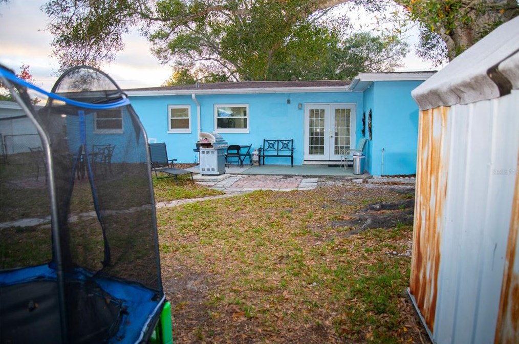 1618 Valencia Dr, Largo FL  33778-1207 exterior