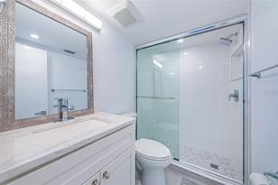 6121 Palma Del Mar Blvd S, Saint Petersburg, FL 33715 - Photo 11