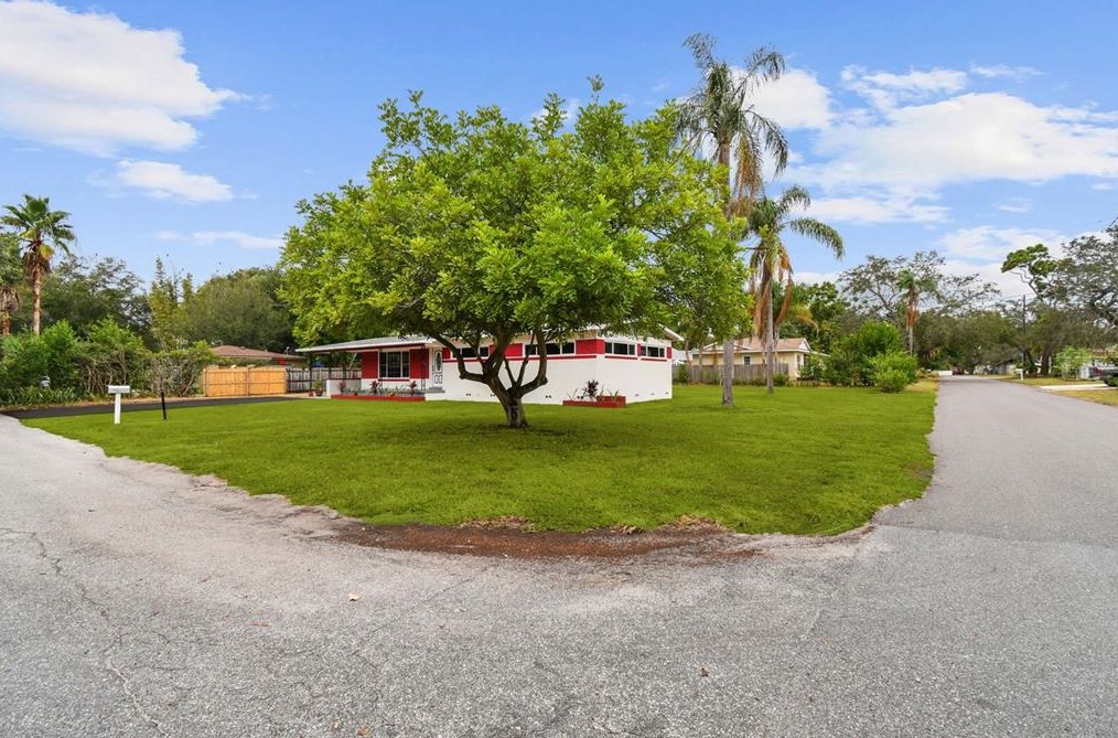 5301 10 Ave, Saint Petersburg FL  33710-6531 exterior