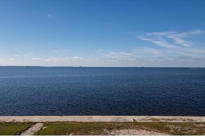 621 Mayo Street, Crystal Beach, FL 34681 - Photo 13