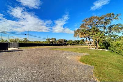 332 Anclote Road, Tarpon Springs, FL 34689 - Photo 5