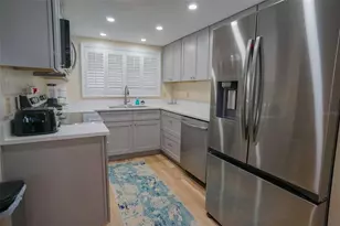 1290 Gulf Blvd, Clearwater, FL 33767 - Photo 15